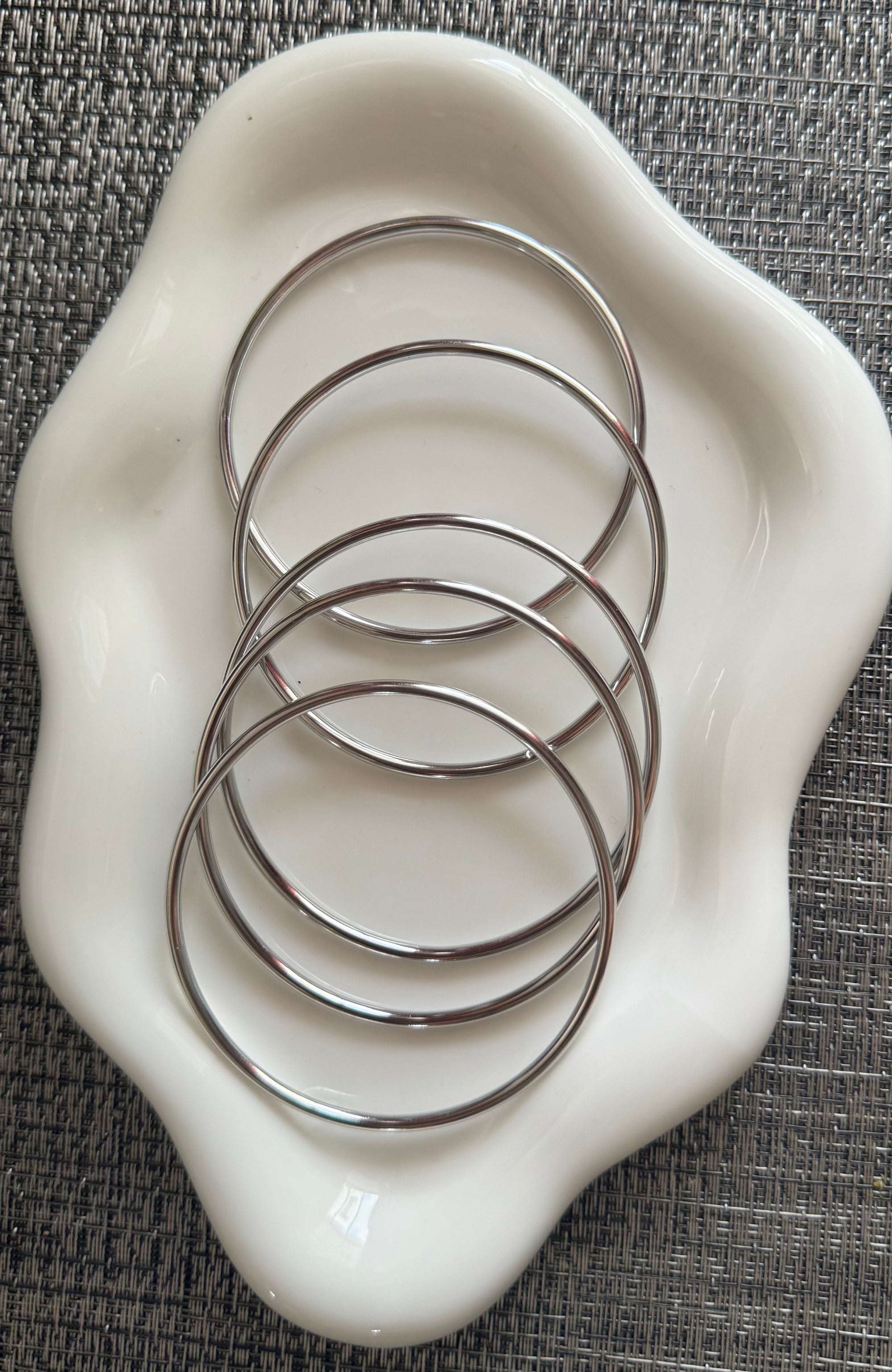 Valeria Plated