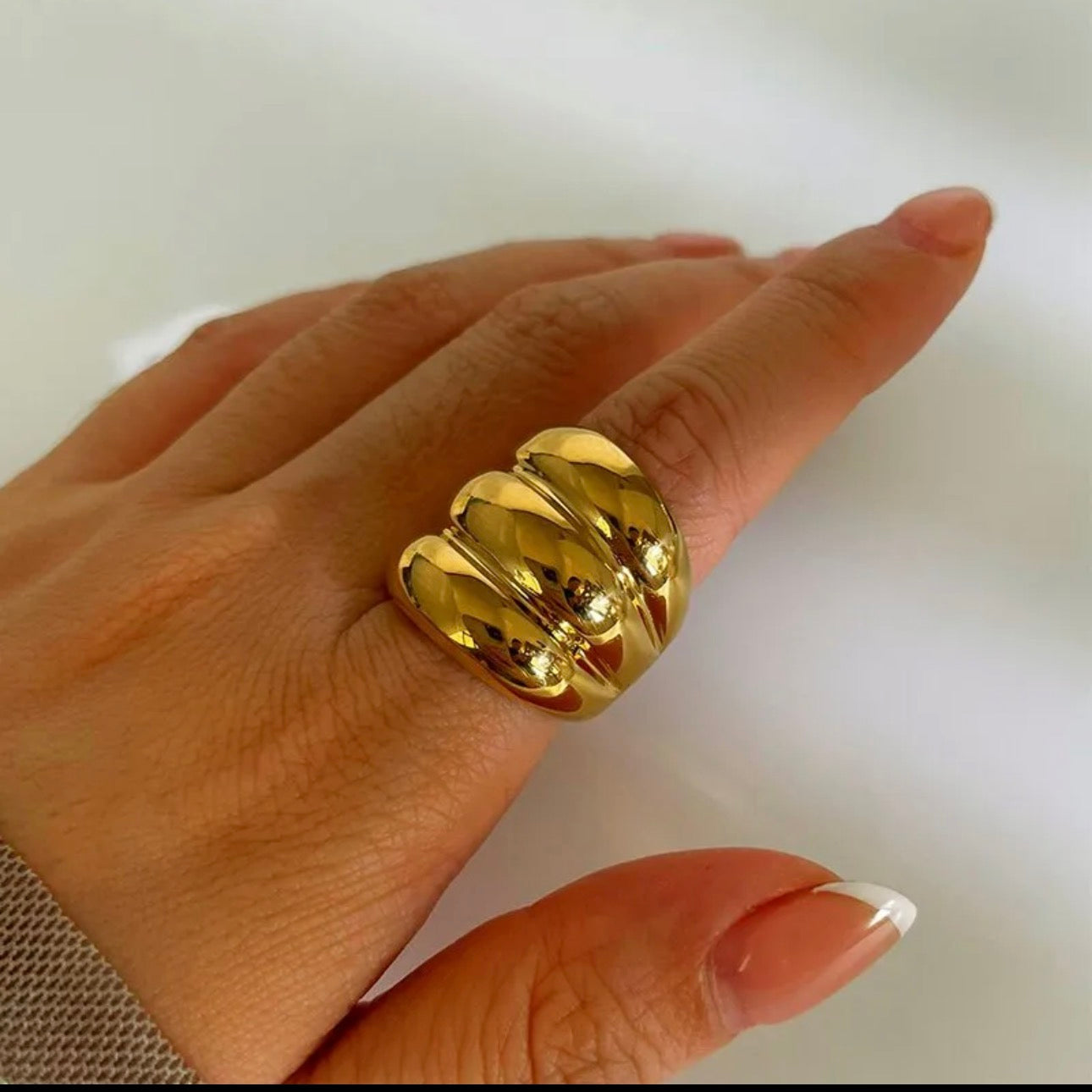Elowen Gold Ring
