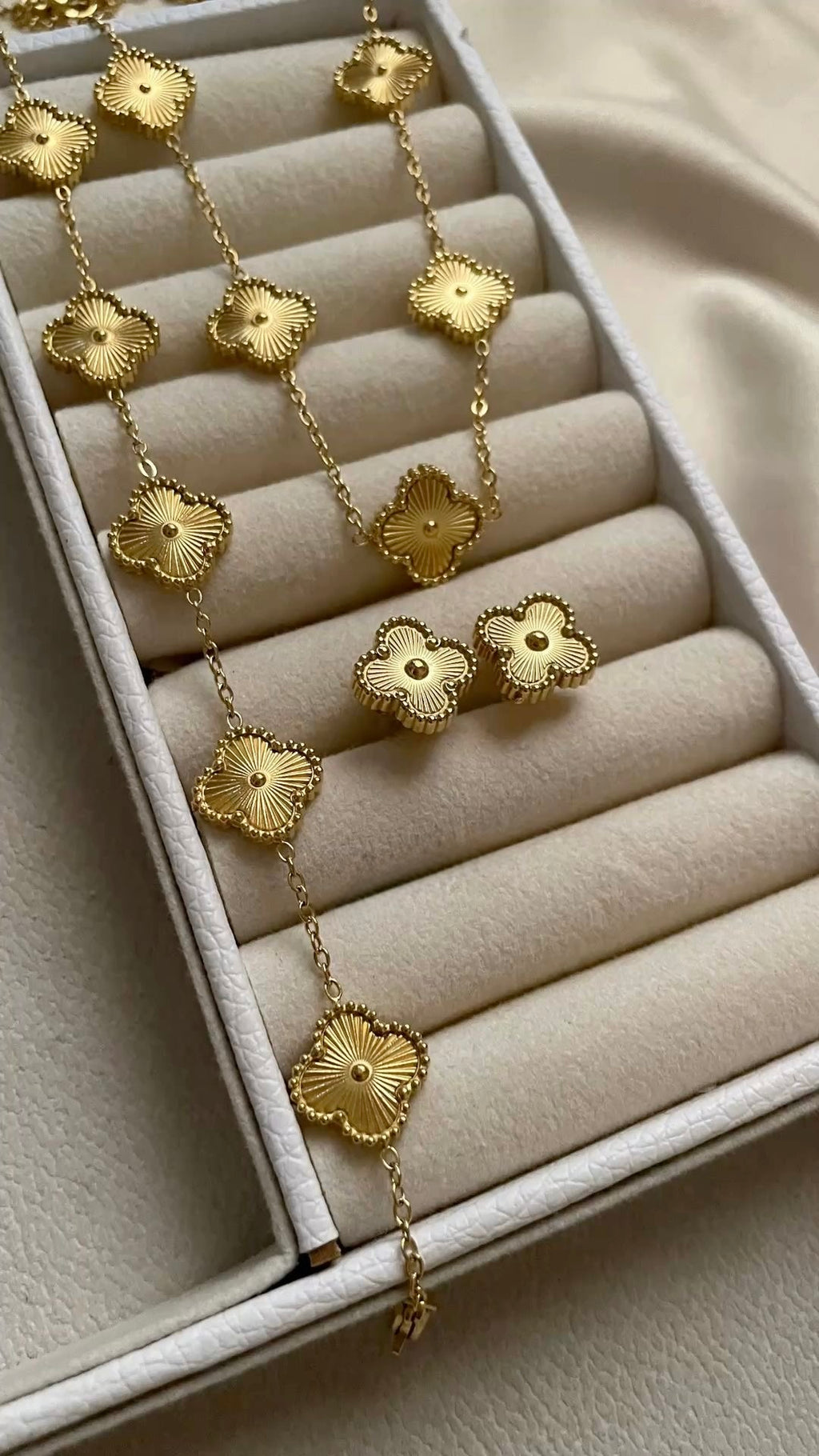 Clover set Oro