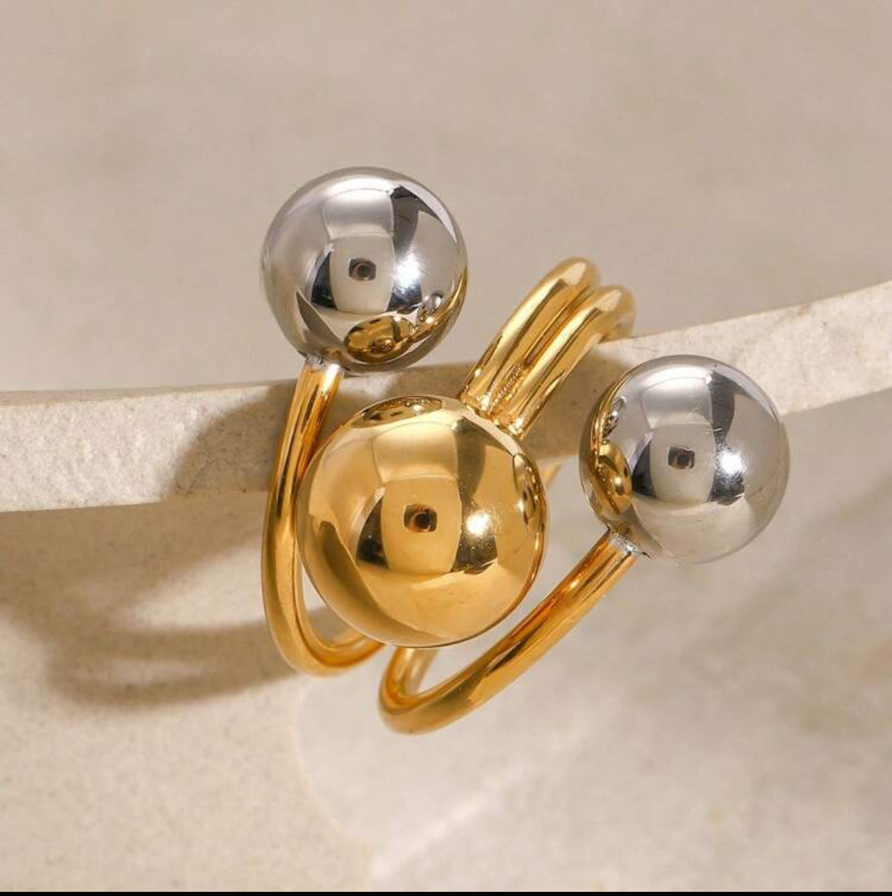 Isadora Ring