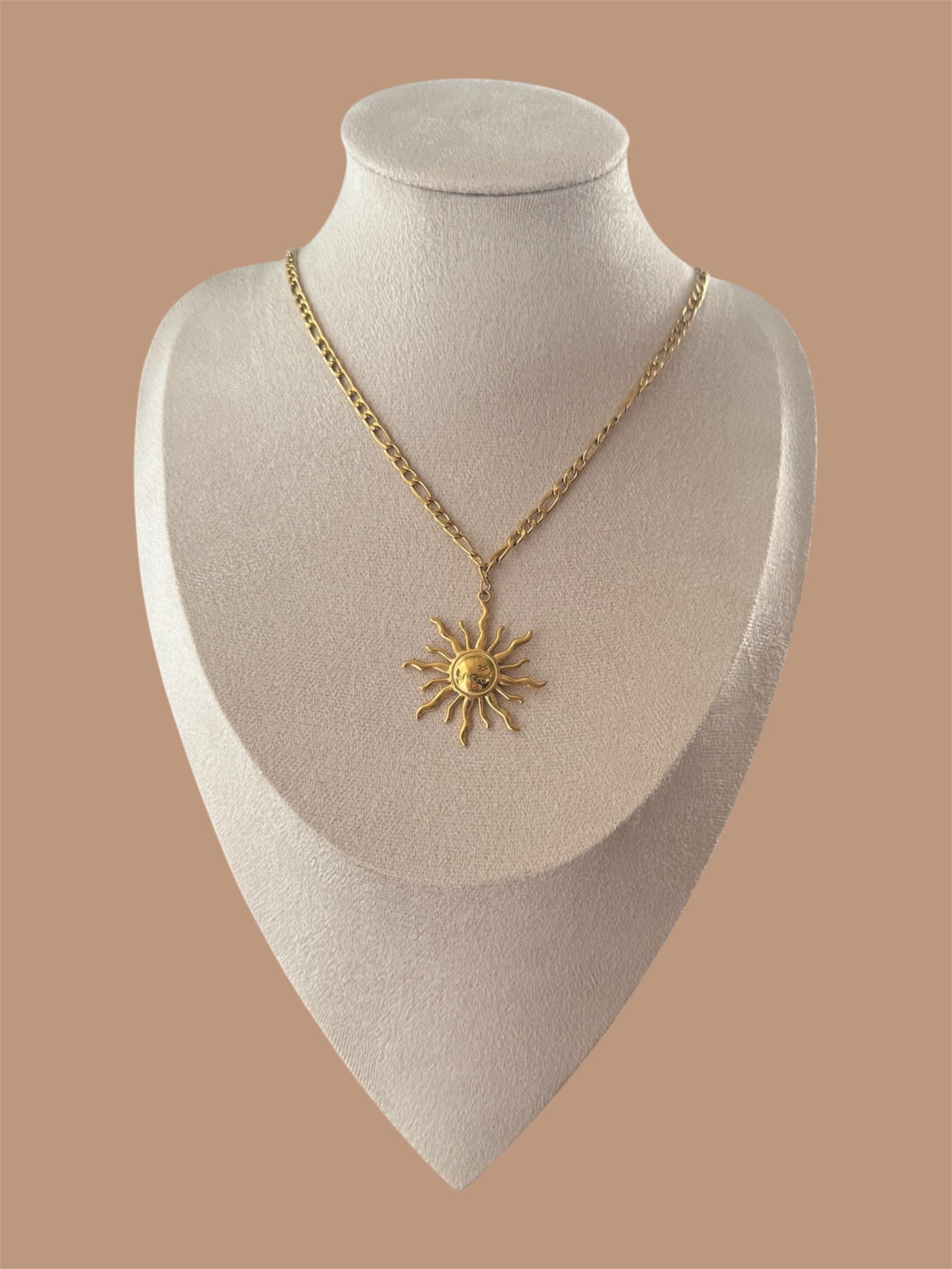 Soleni Necklace