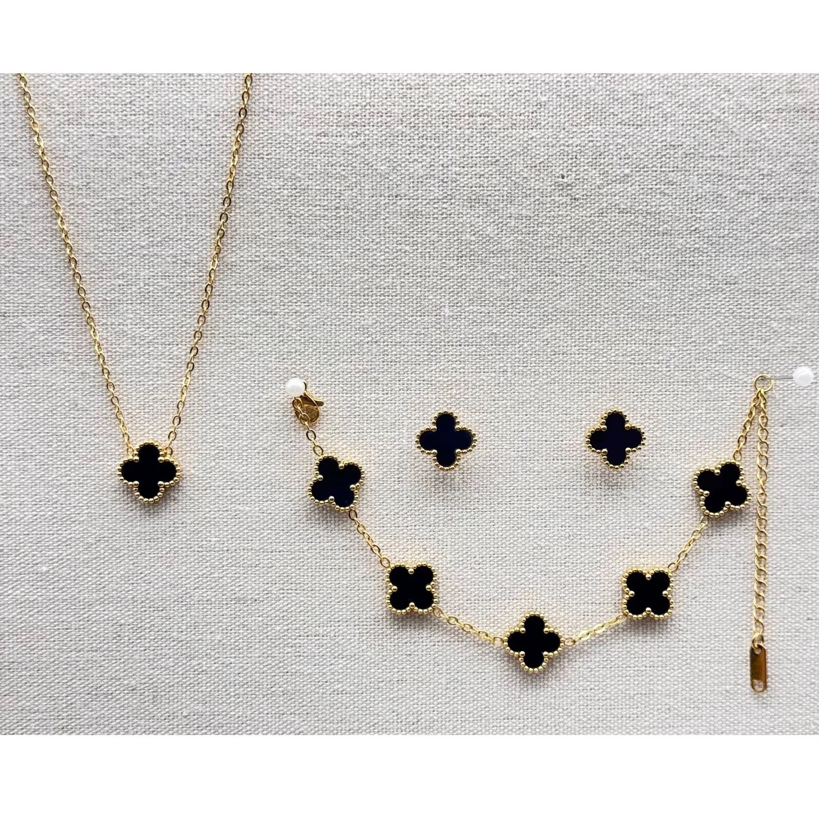 Trebol Negro Set