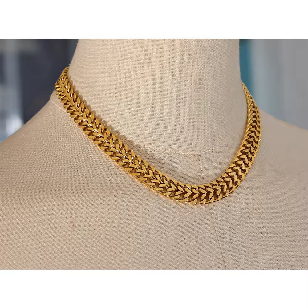 Cubana cadena Ancha