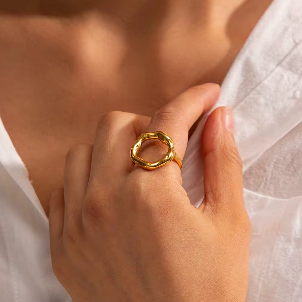Faviola Ring
